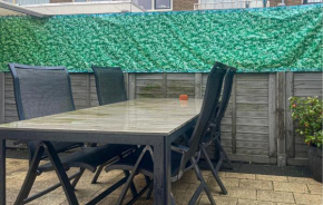 2 Bedroom Beautiful Home In Egmond Aan Zee